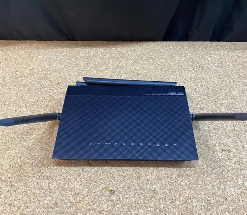 Modem Router inalámbrico ASUS DSL-AC55U