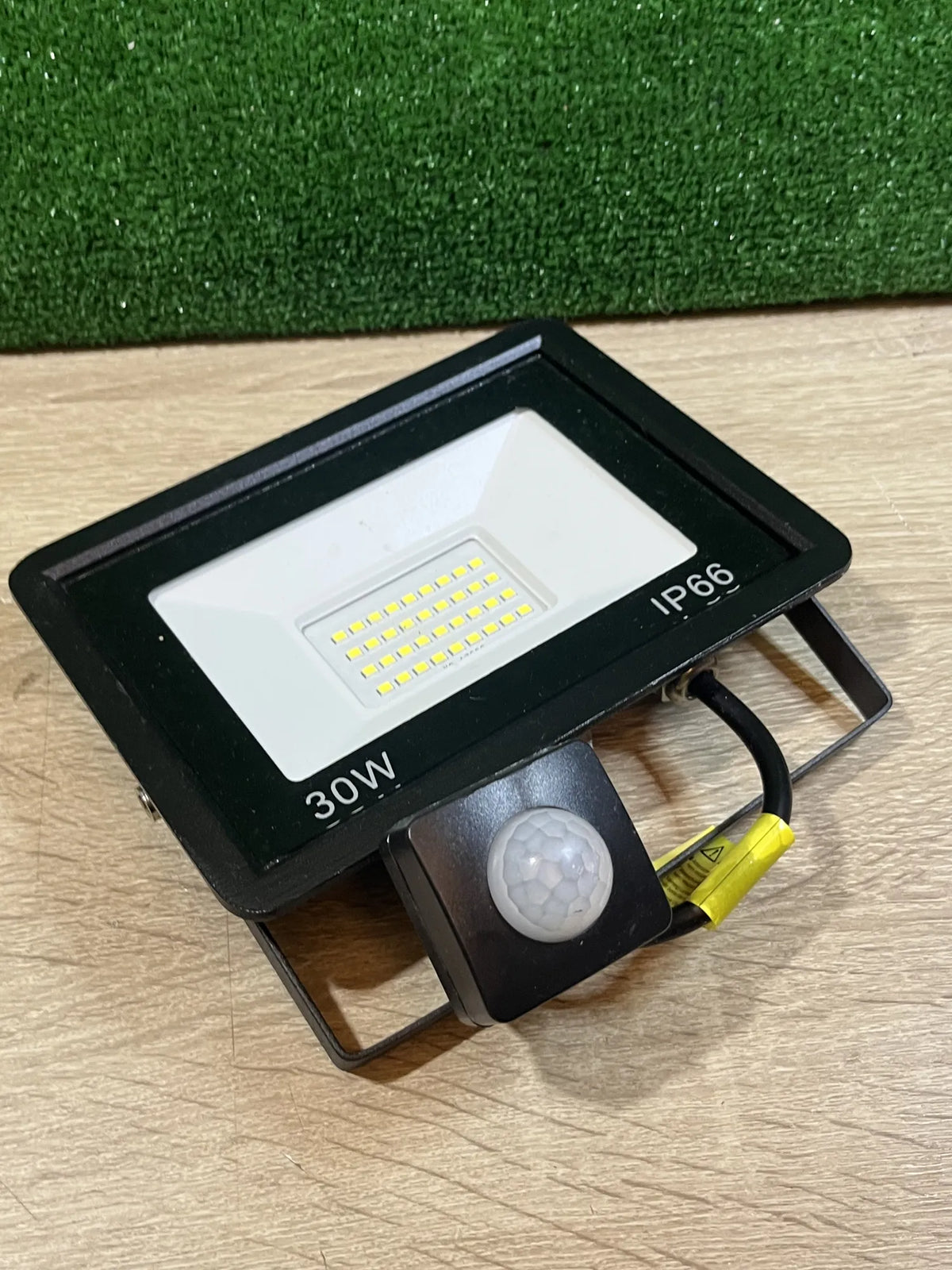 Foco LED Exterior con Sensor de Movimiento Realky