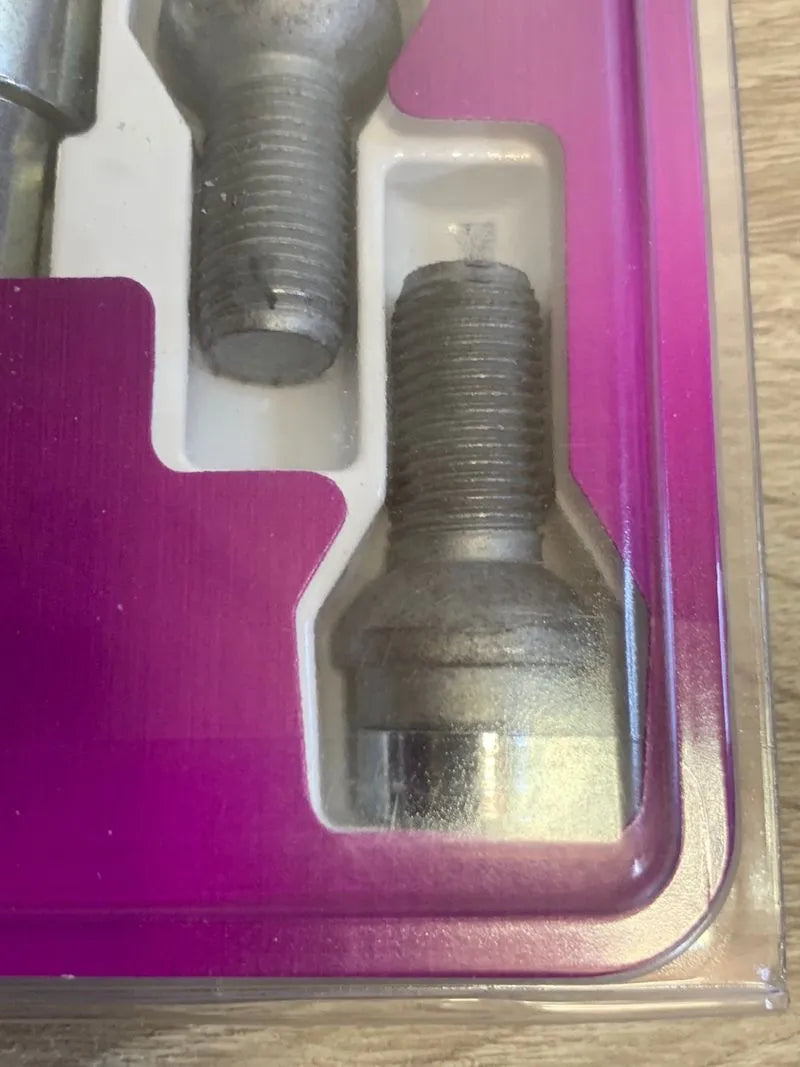Tornillos antirrobo para ruedas McGard