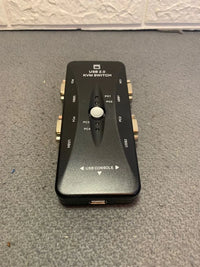 KVM SWITCH