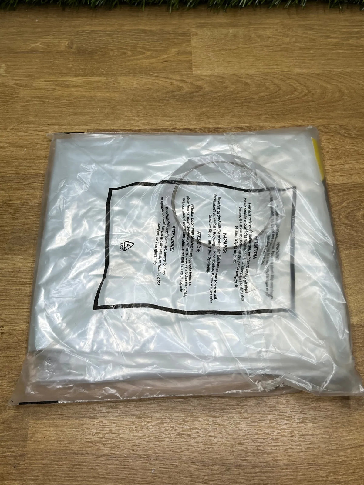 Kit de película de aislamiento de ventana