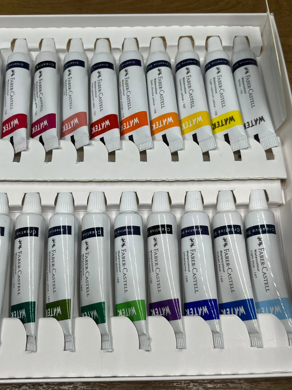 Estuche con 24 Tubos Acuarela Faber-Castell