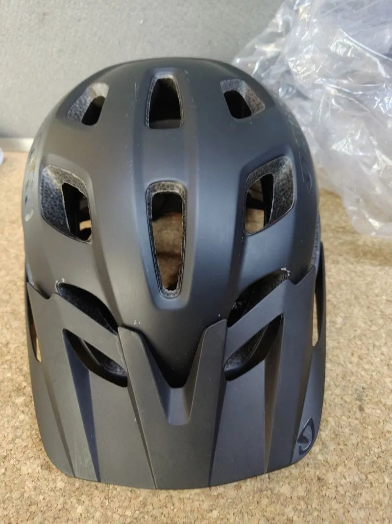 Casco bicicleta giro