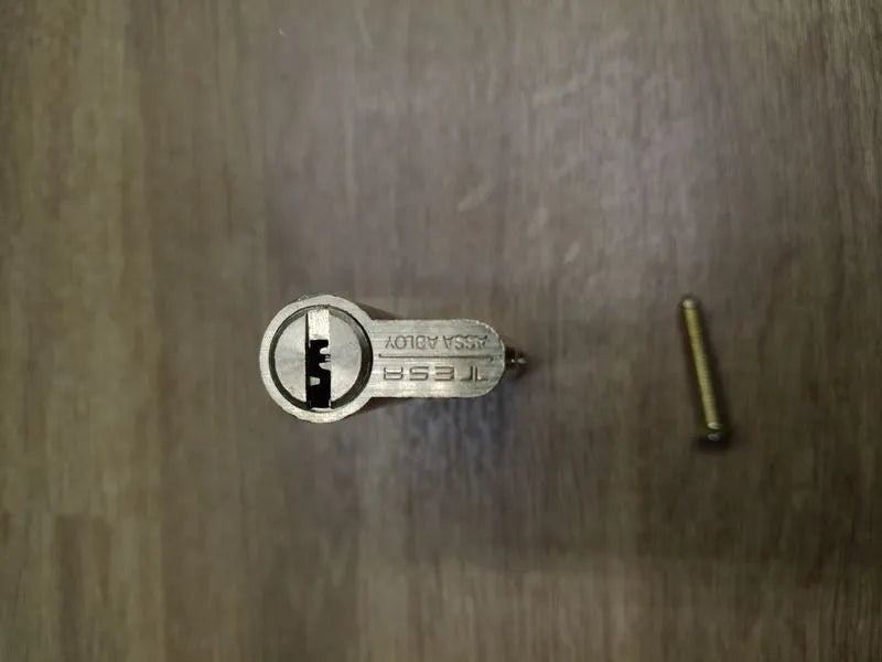 Cilindro de llave plana reversible Tesa