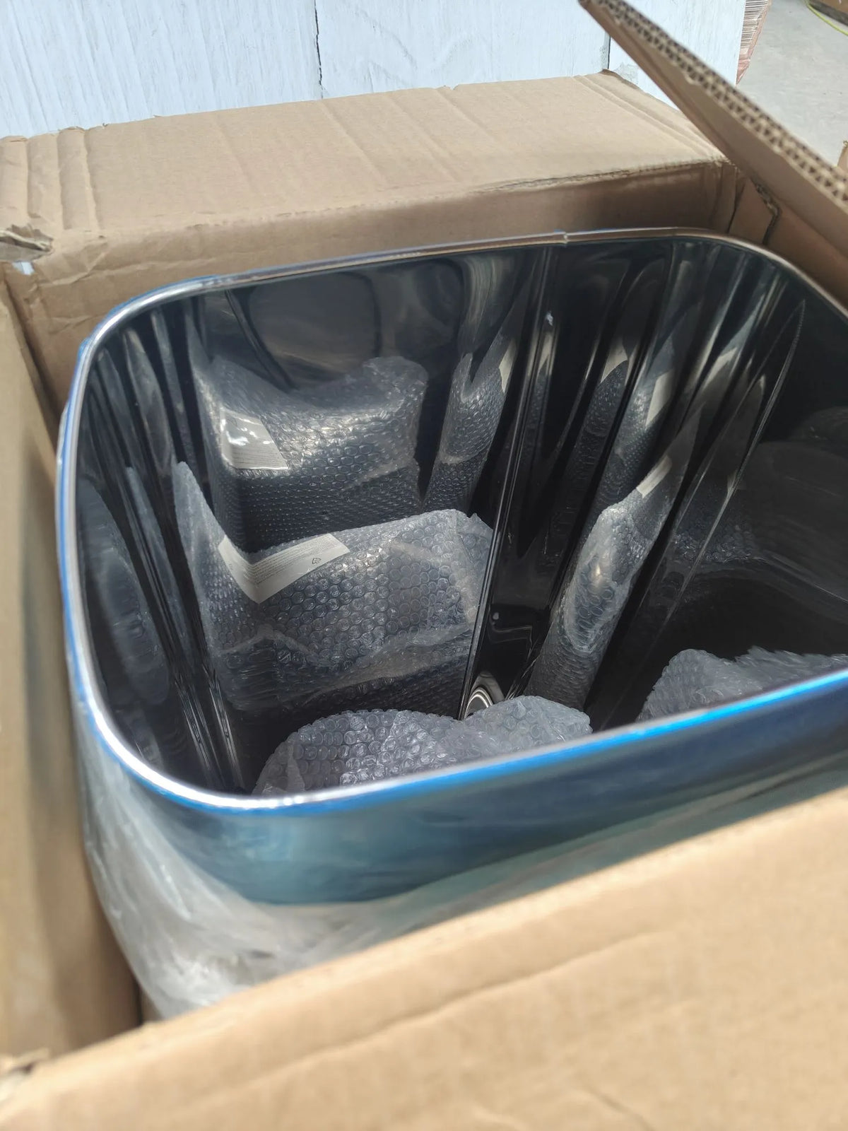 Cubo de basura de cocina automático - Kesser