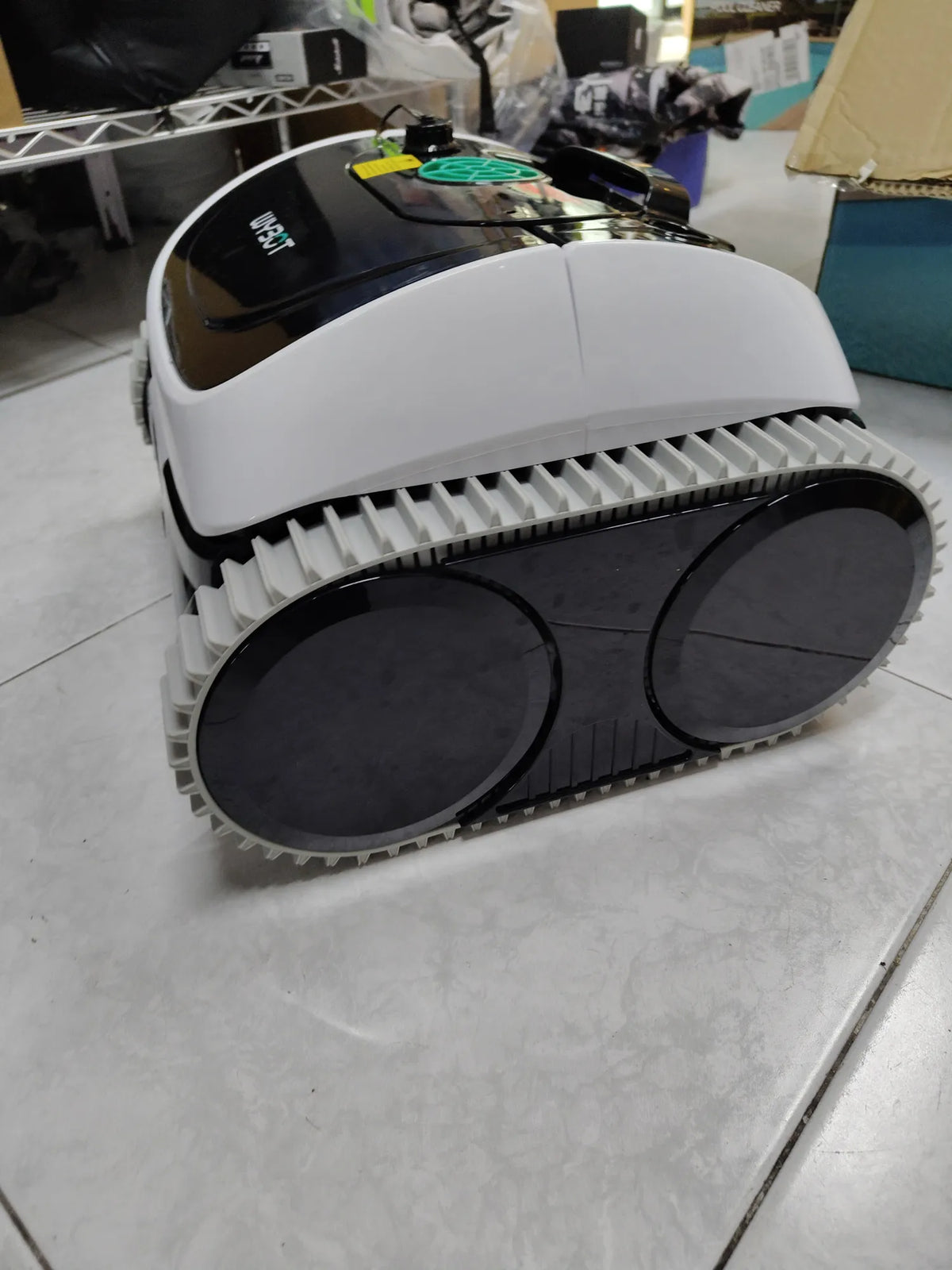 Robot limpiafondos de piscina WYBOT C1