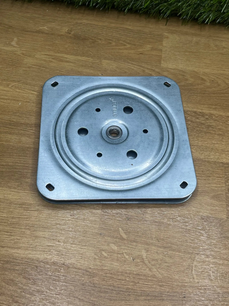 Base giratoria para Mueble Emuca