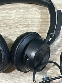 Auriculares Poly Voyager Focus 2