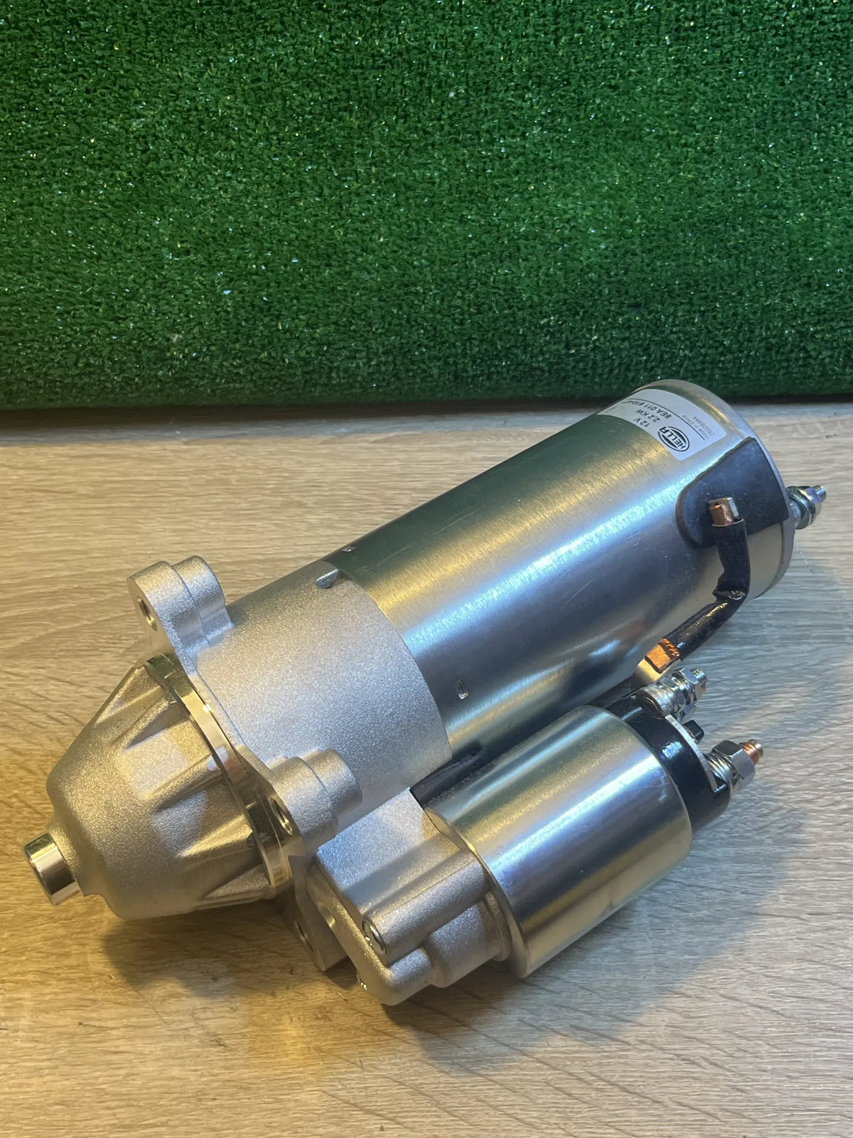 Motor de arranque HELLA