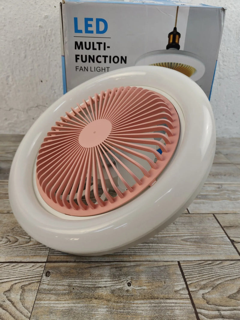Pequeño ventilador de techo