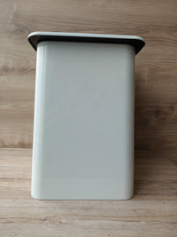 Taburete y Contenedor para ropa - WENKO