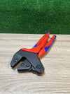 Sistema Master de alicates de engarzado con perfiles intercambiables Knipex