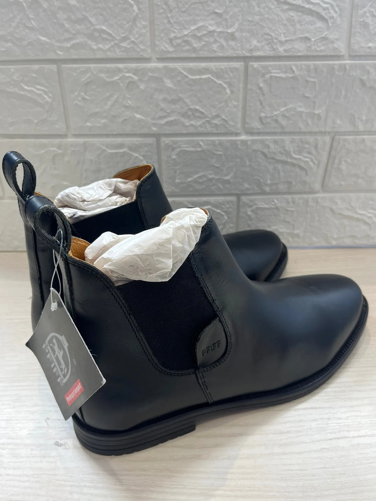 Botines Jodhpur de cuero negro PFIFF
