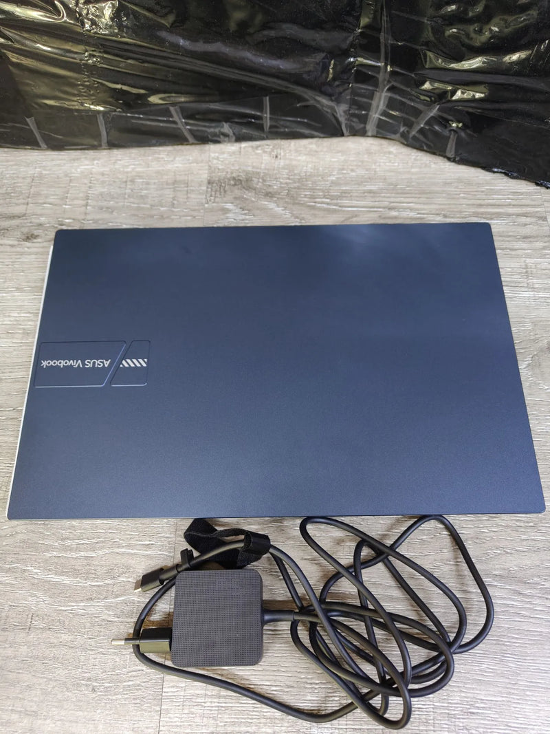 Portátil ASUS Vivobook 15