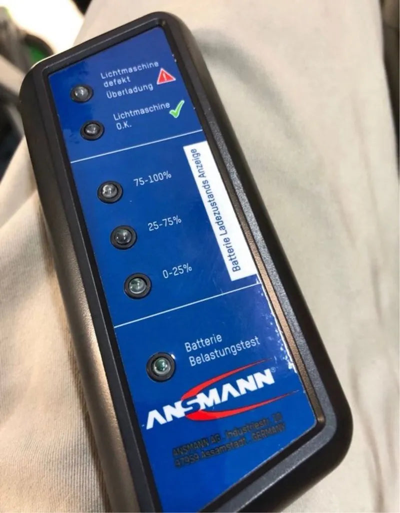 Comprobador de baterías de coche ANSMANN