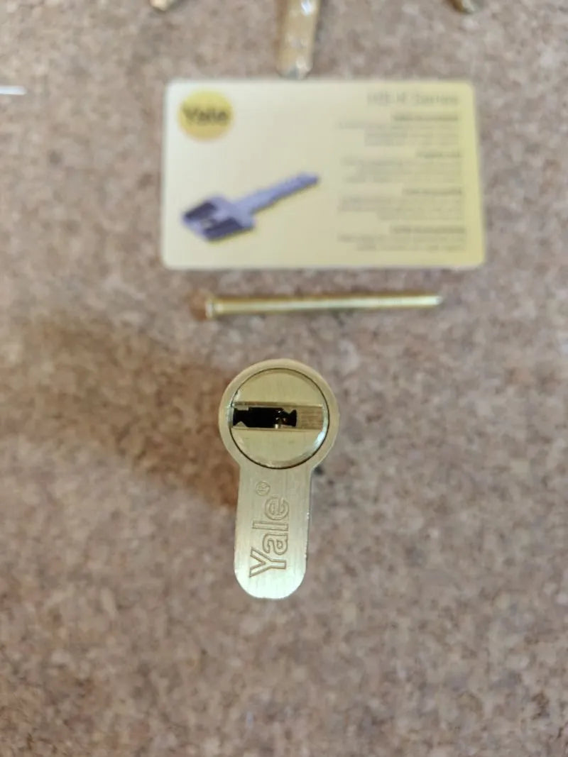 Cilindro seguridad 35x35mm laton hsk yale