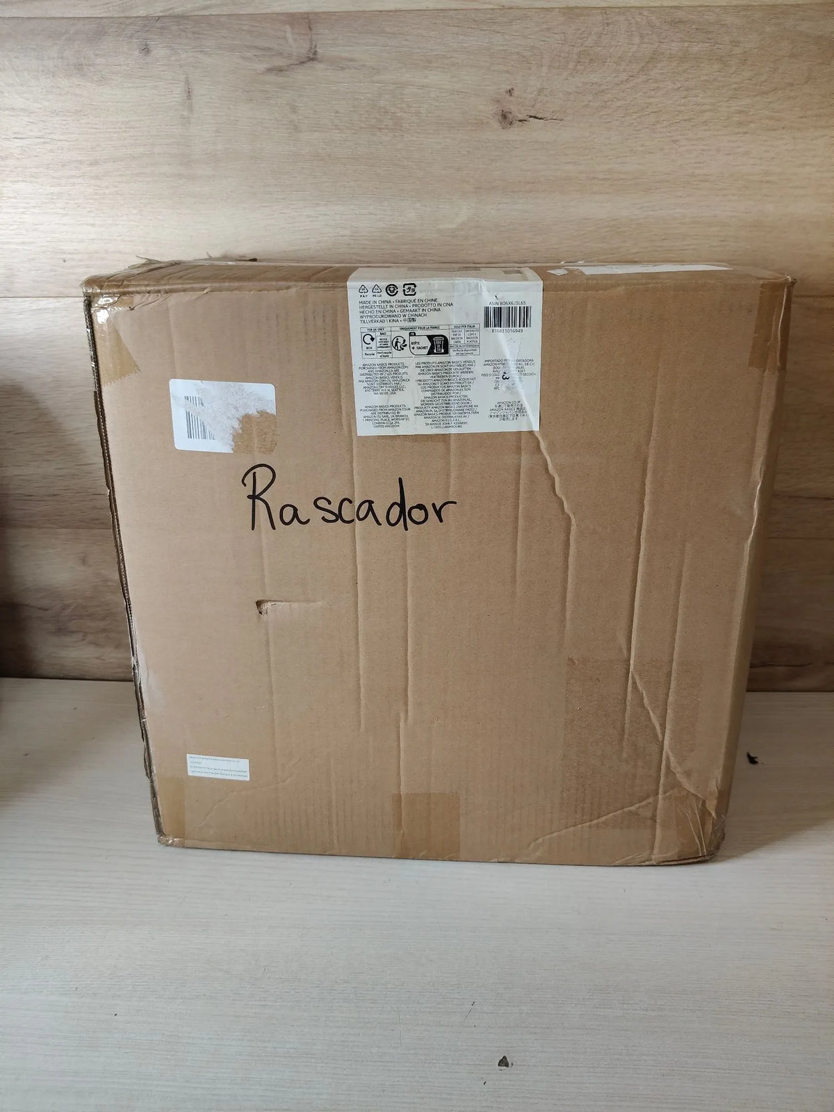 Torre multinivel para gatos - AMAZON BASICS