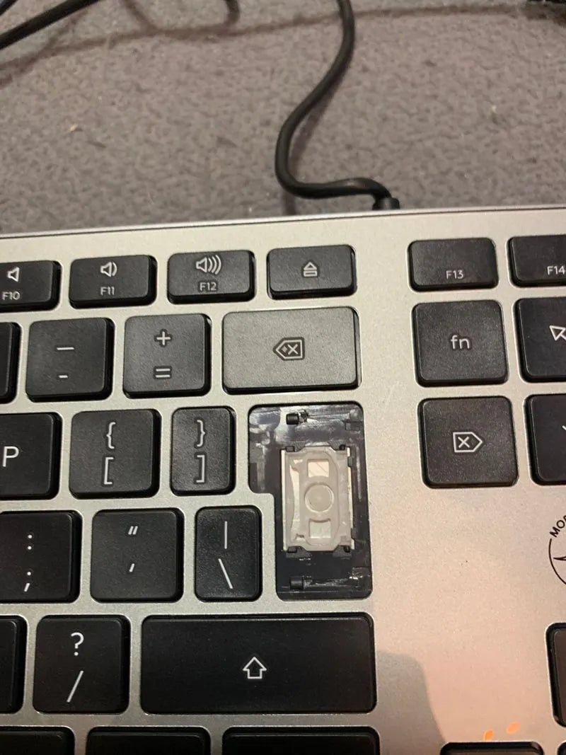 Teclado ingles con cable