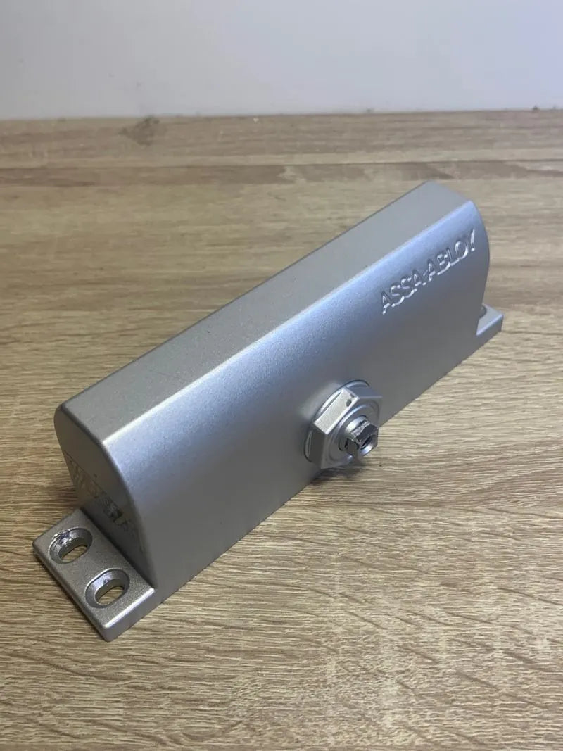 Cierrapuertas Brazo Articulado Tesa Assa Abloy