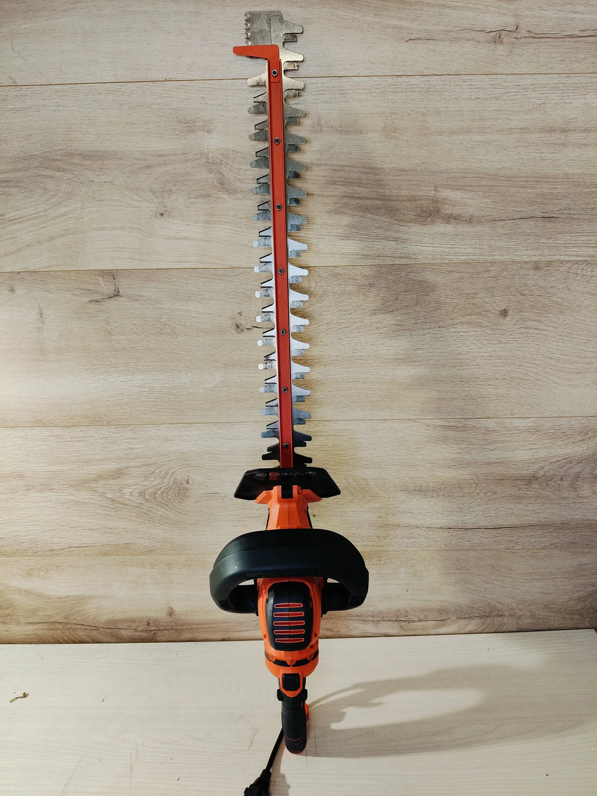 Cortasetos - BLACK+DECKER