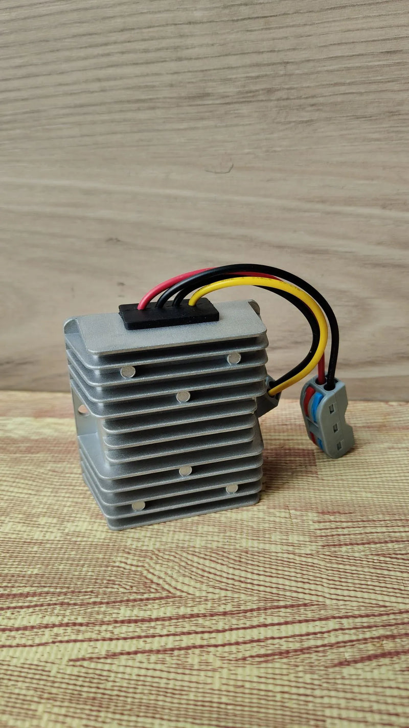Convertidor de tensión 10A 120W