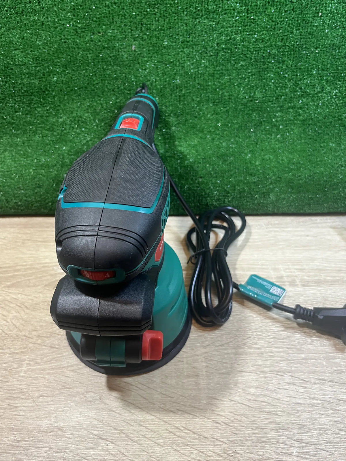 Lijadora Orbital 450W HYCHIKA