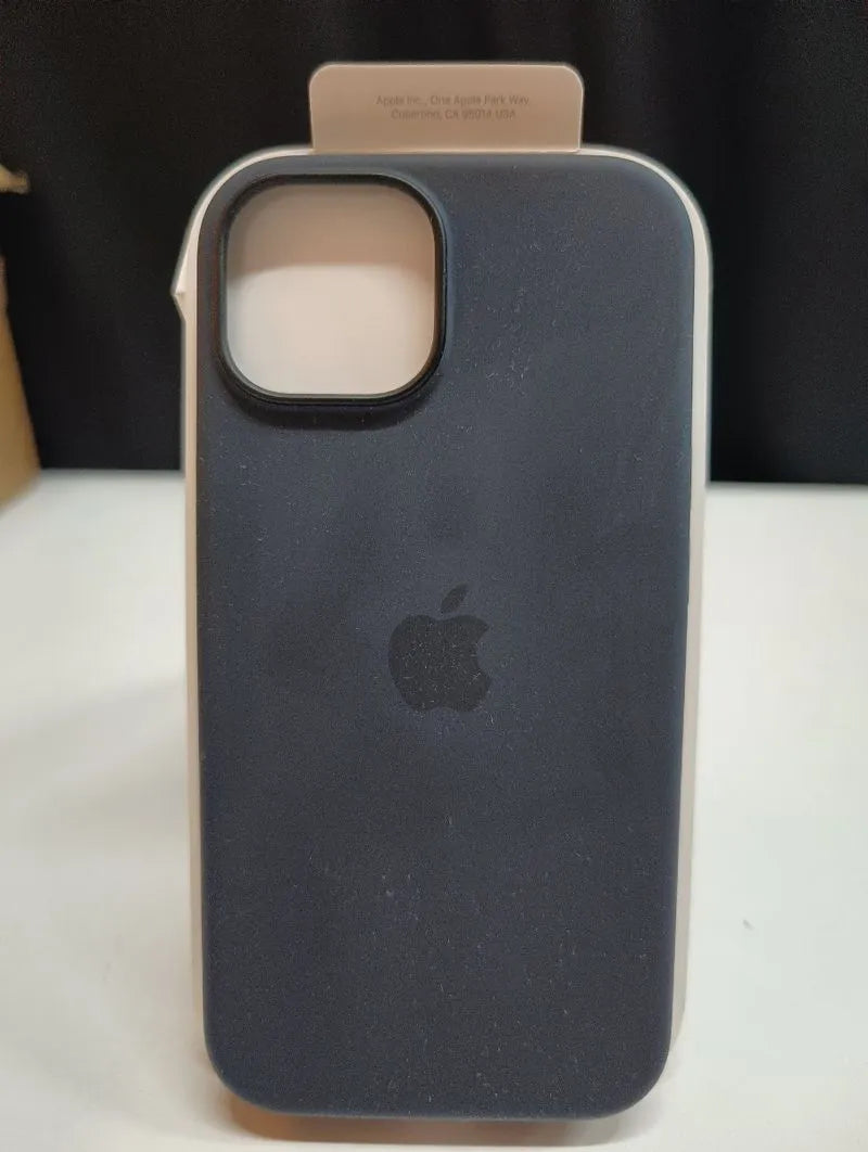 Funda de iPhone 15 negro