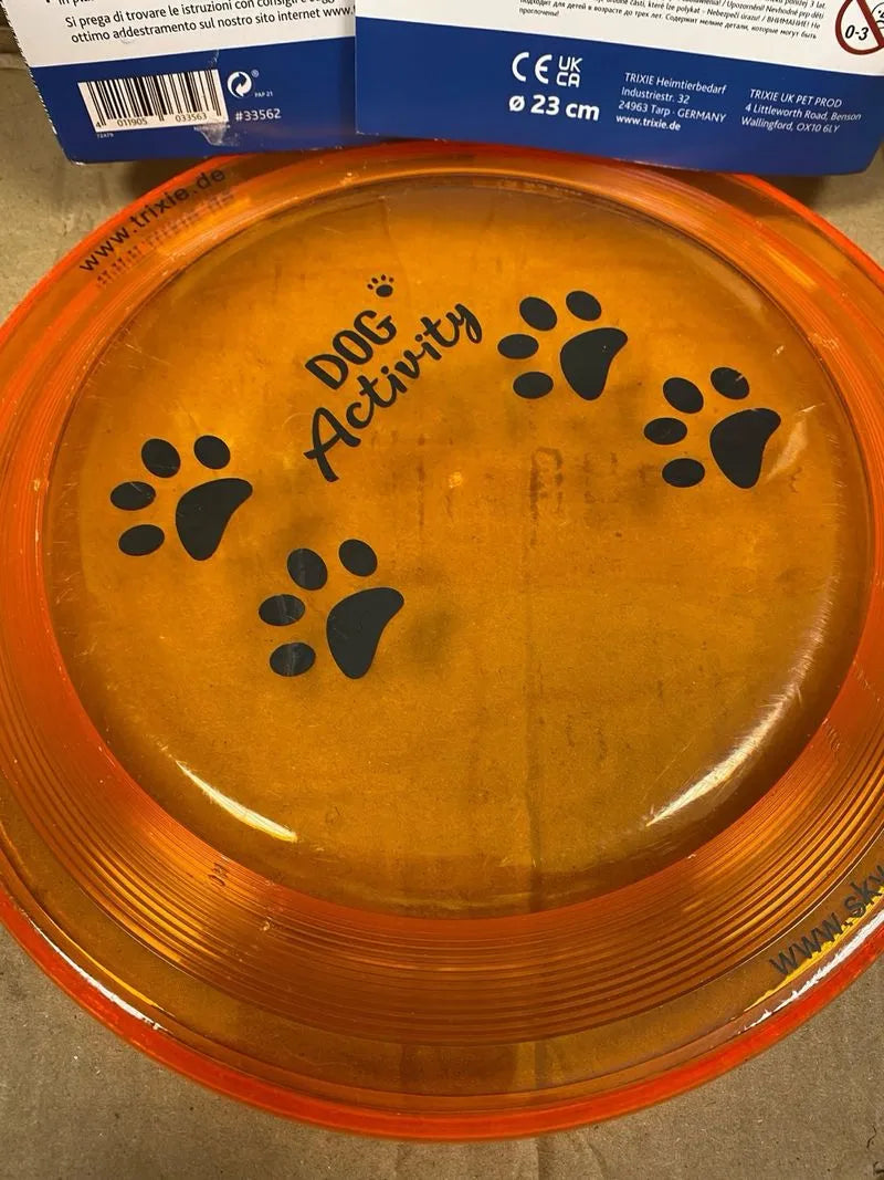 TRIXIE Disc Dog Activity