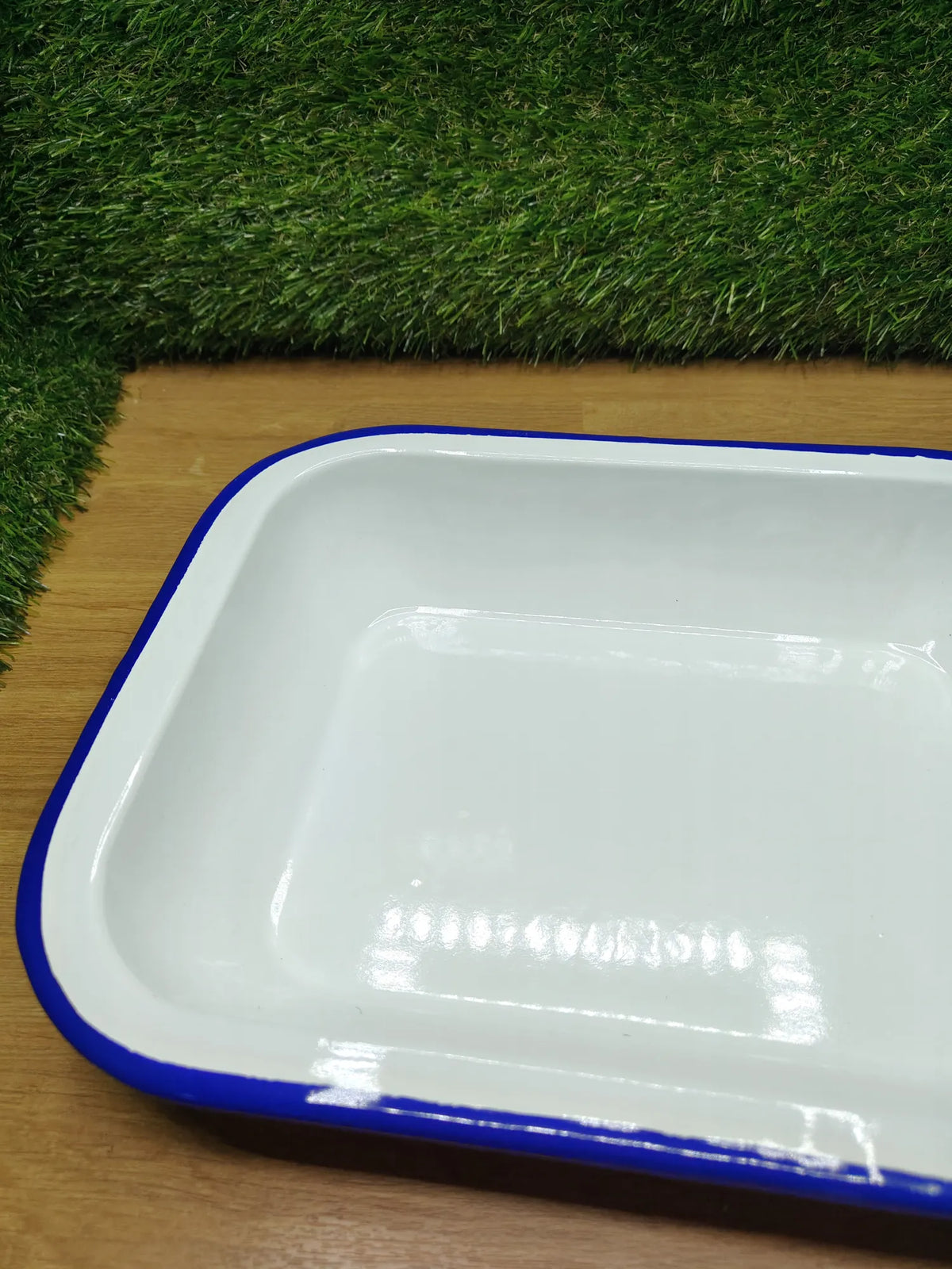 Plato pequeño rectangular esmaltado IBILI