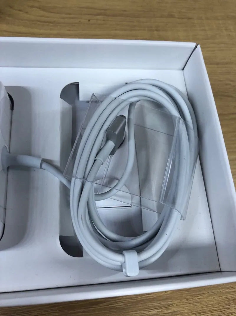 Adaptador de Corriente - Apple