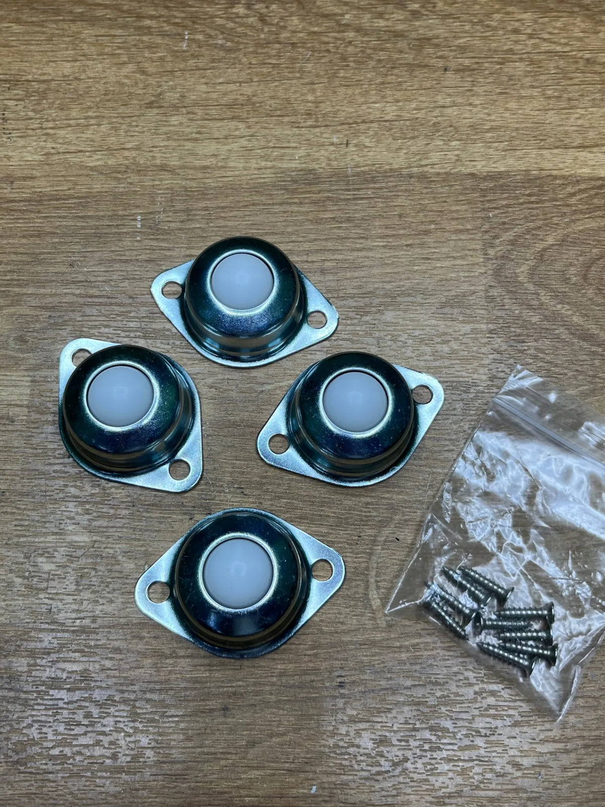Ruedas para Muebles Pesados Pequeñas
