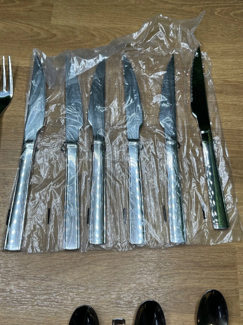 Set 24 piezas cubiertos de acero inox Monix Reims