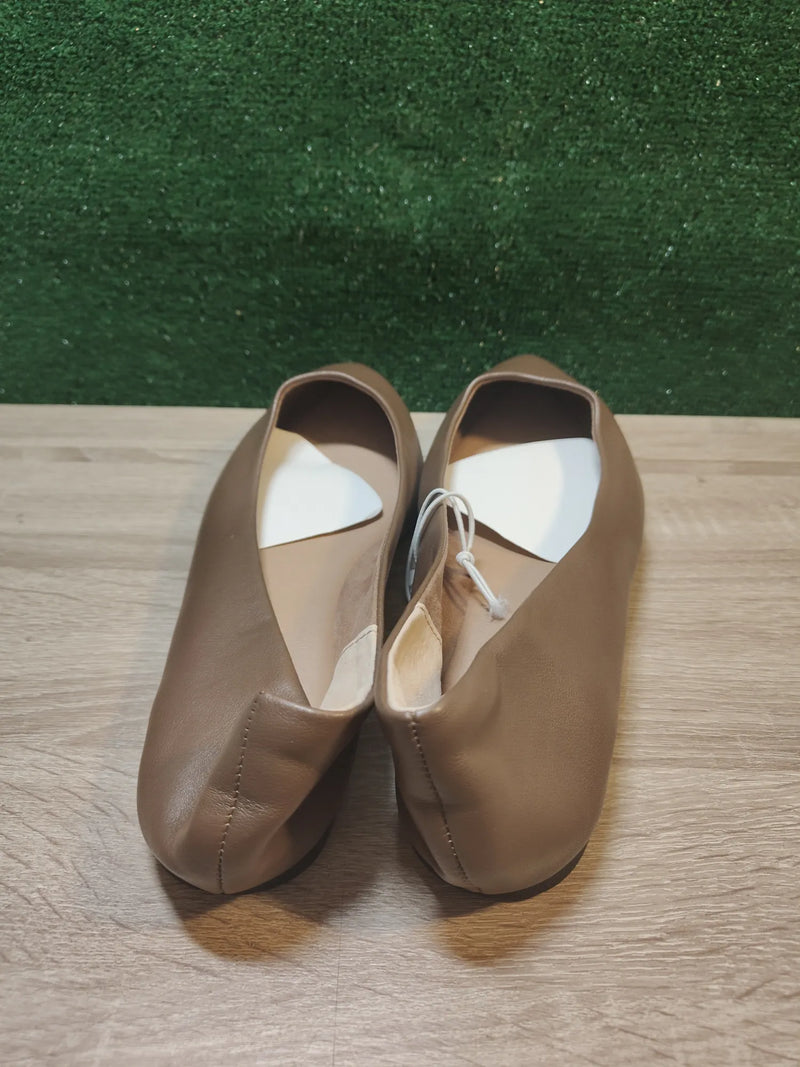 Bailarinas con Puntera en Pico Amazon Essentials