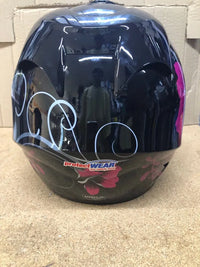 Casco de moto negro con diseño floral