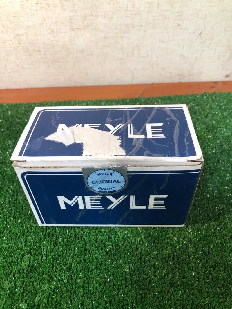 Bomba limpiaparabrisas MEYLE 10095500