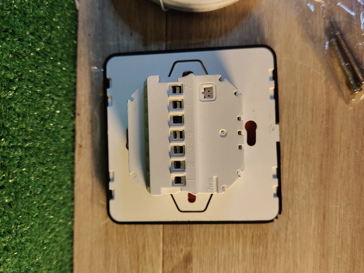 Termostato WiFi Smart para calefacción SALCAR