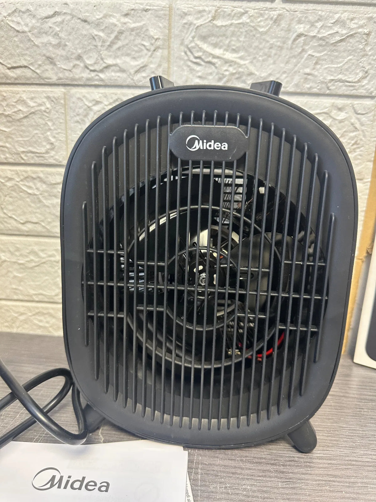 Calefactor de baño MIDEA