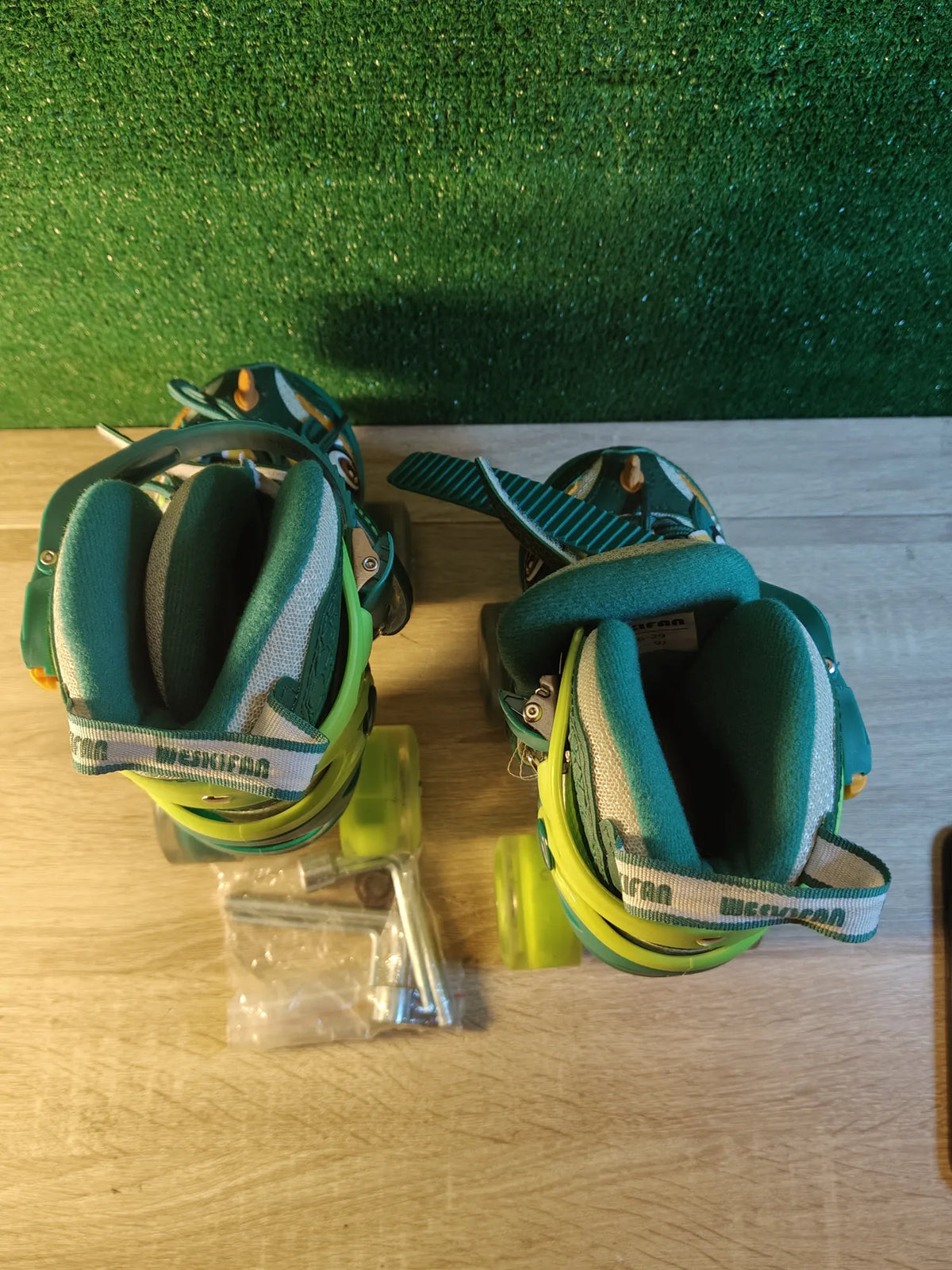 Patines para Niños Dinosaurio