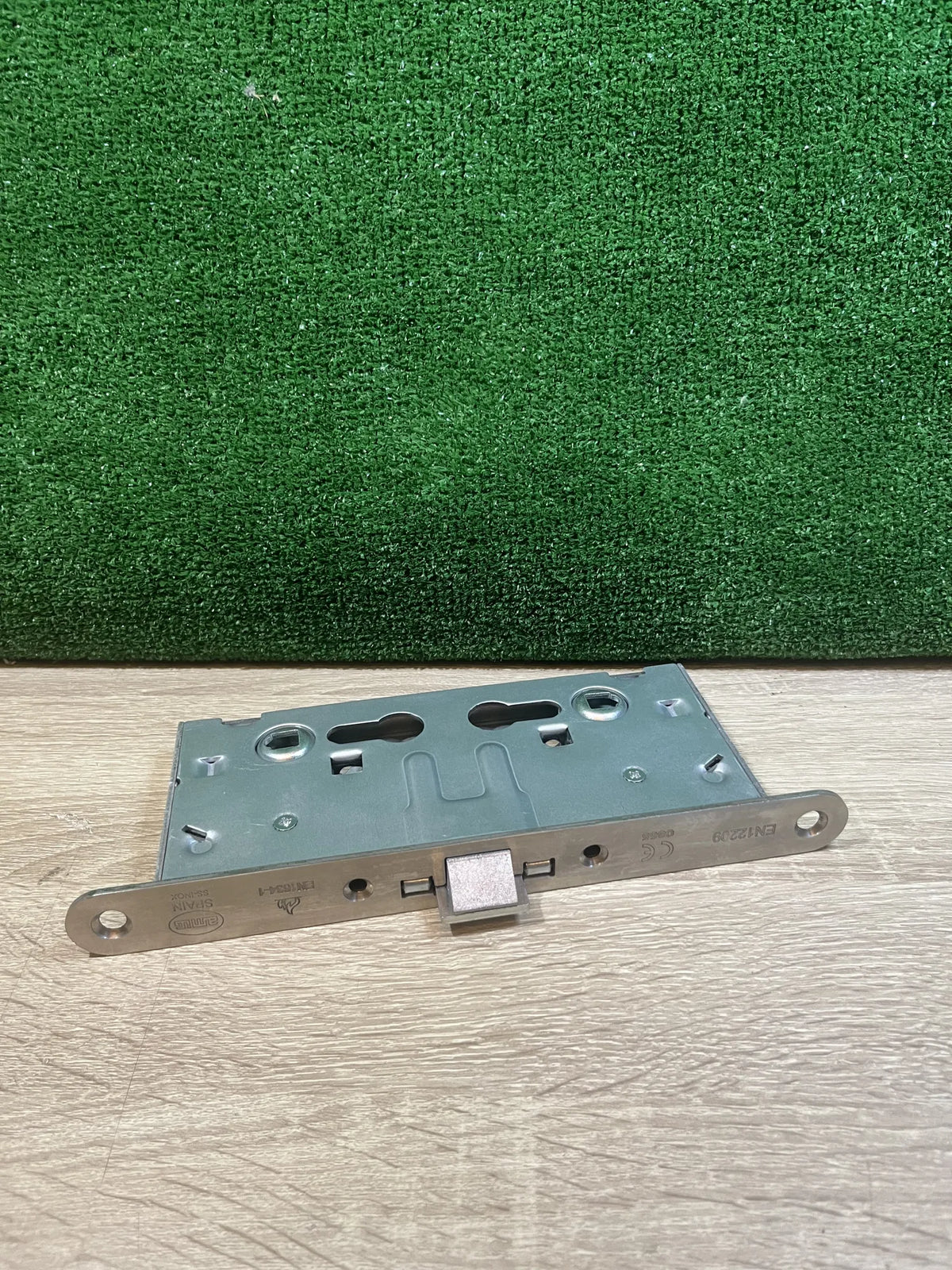 Cerradura Homologada para Puertas Amig