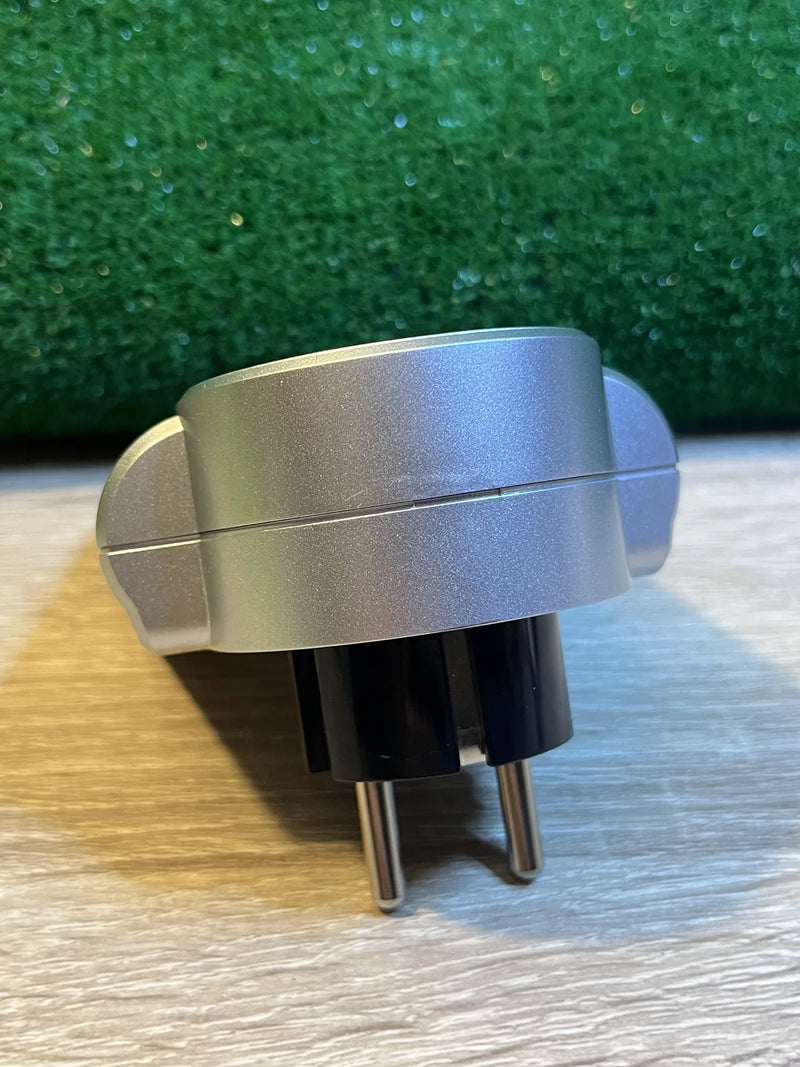 Adaptador enchufe con protección Brennenstuhl
