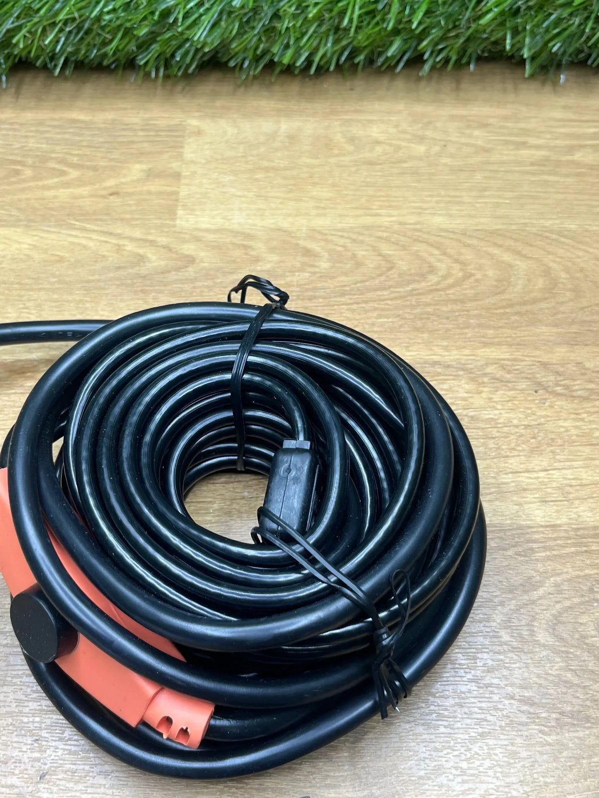 Cable calefactor anticongelante con termostato integrado