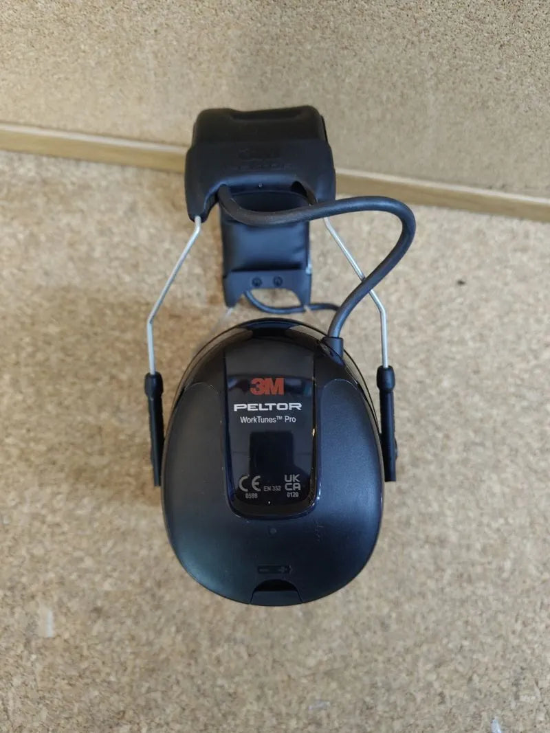 Protectores Auditivos con Radio FM - 3M
