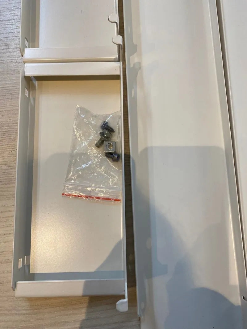 Schneider elec pbt