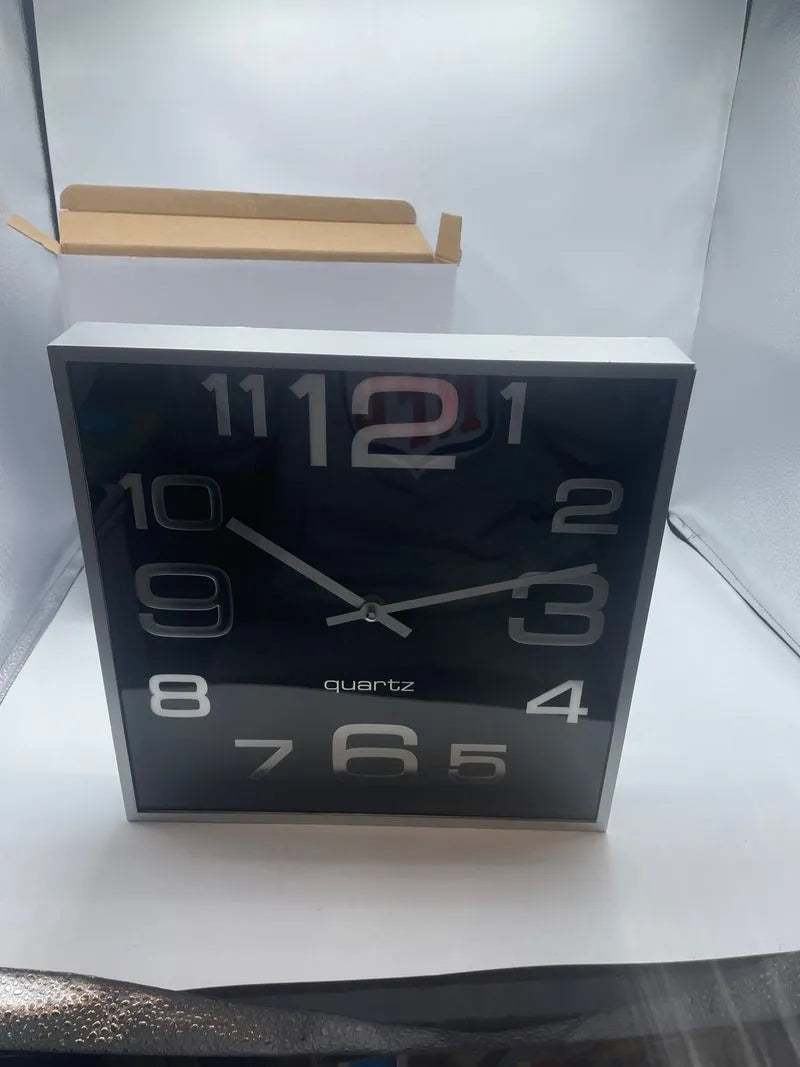 Reloj de Pared, Aprox. 28, 3 x 4, 1 cm