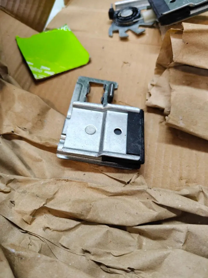 Mecanismo de elevalunas 851036 - VALEO