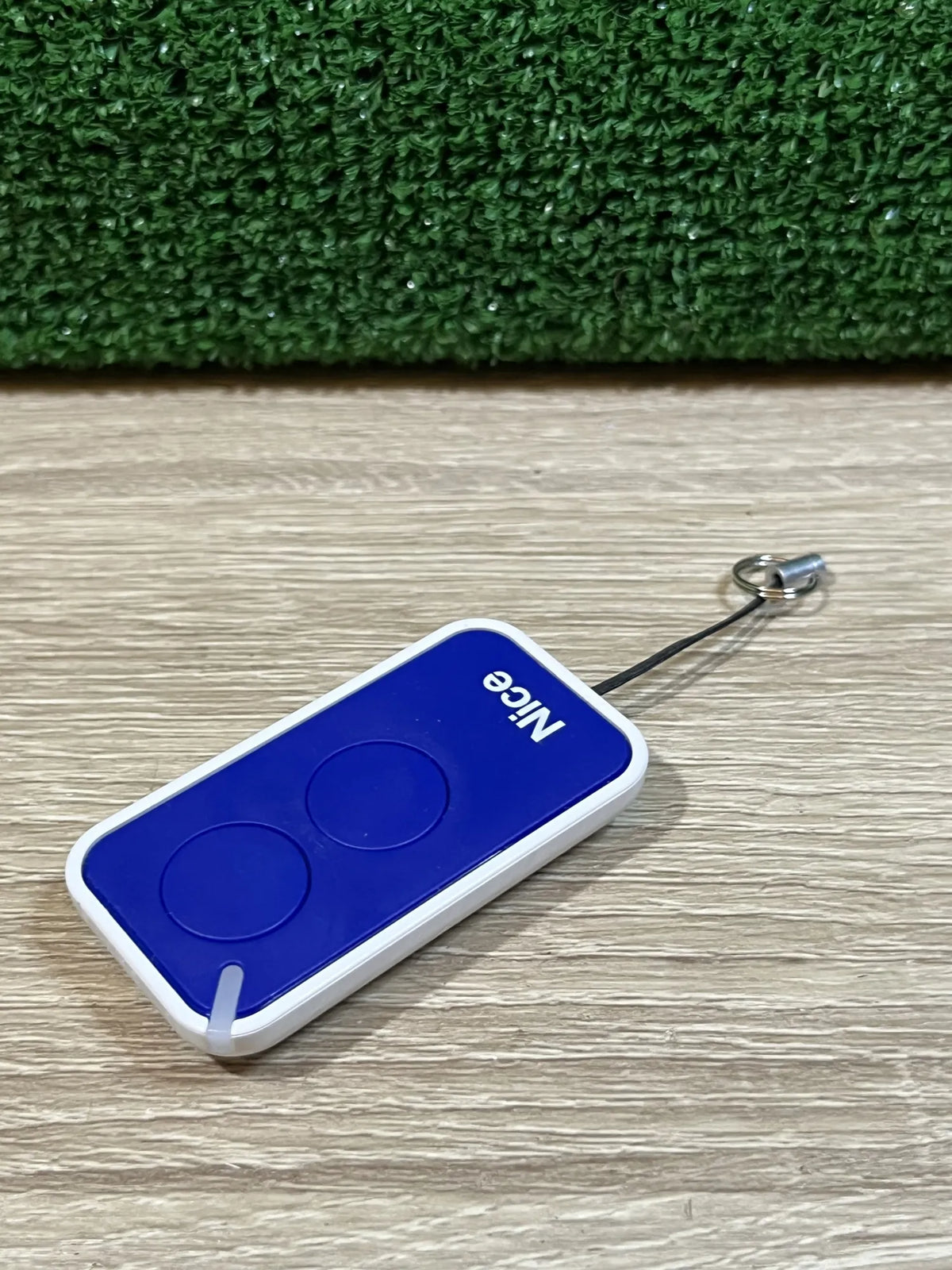 Control remoto para puerta NICE
