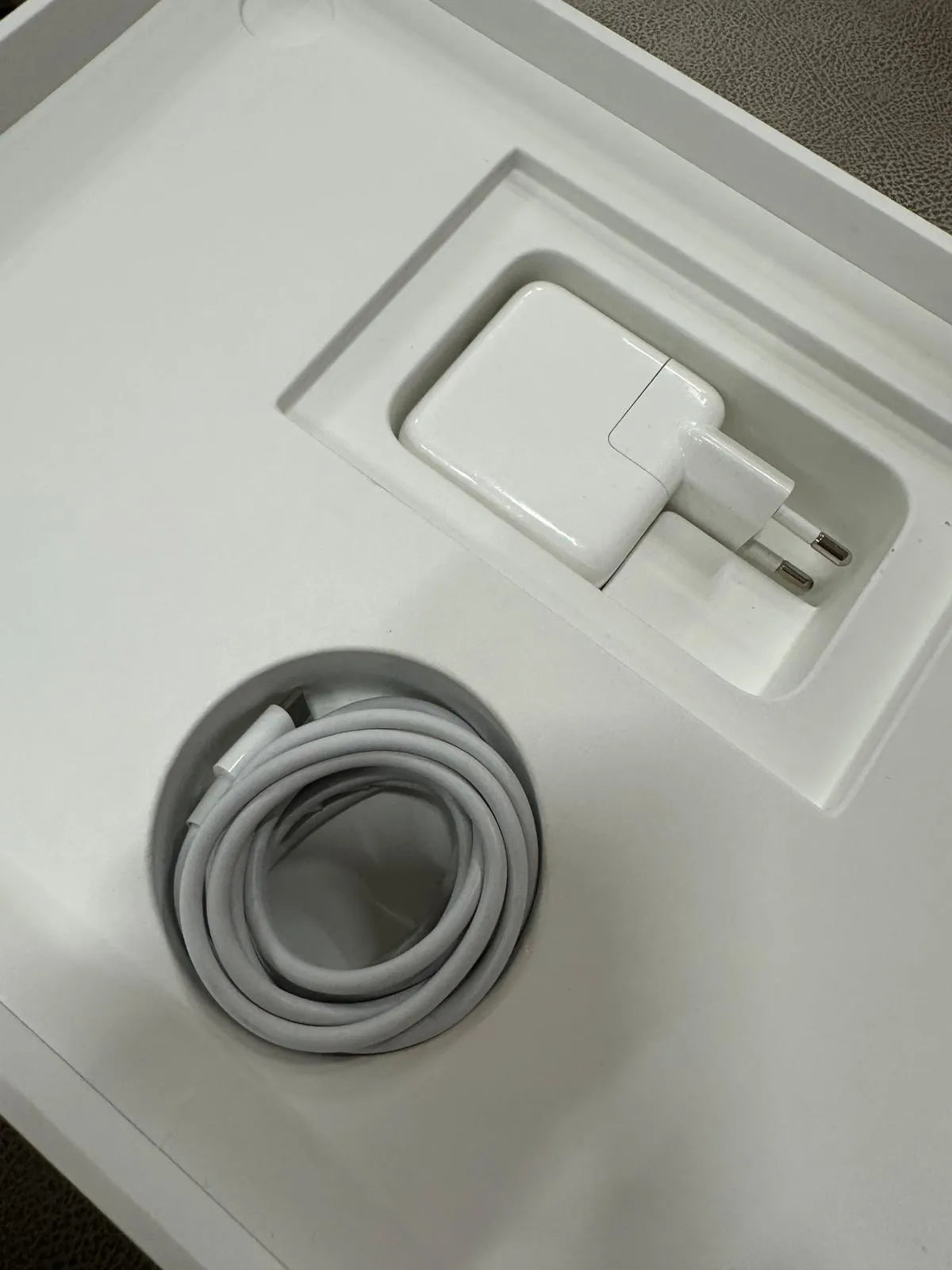 MacBook Air (13", 2018)