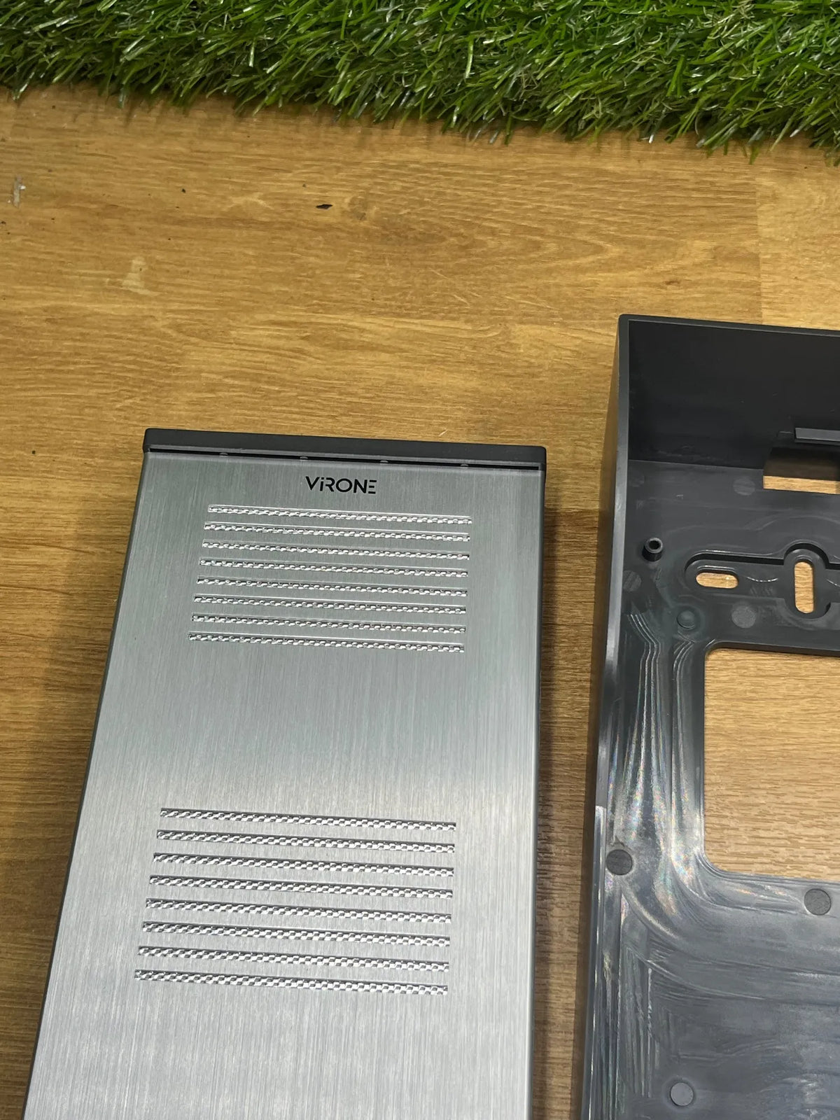 Kit de Intercomunicador de Superficie Unifamiliar Virone