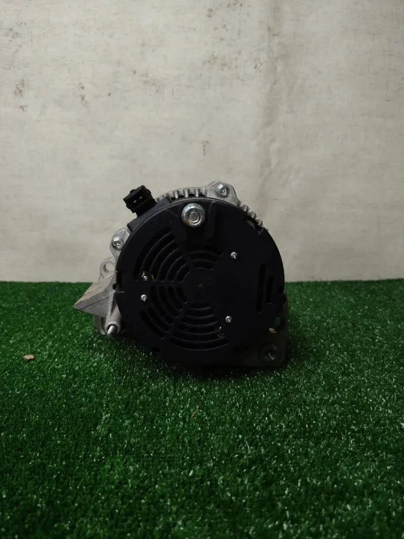 Alternador VW POLO HELLA