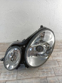 Faro principal Bi-Xenon HELLA